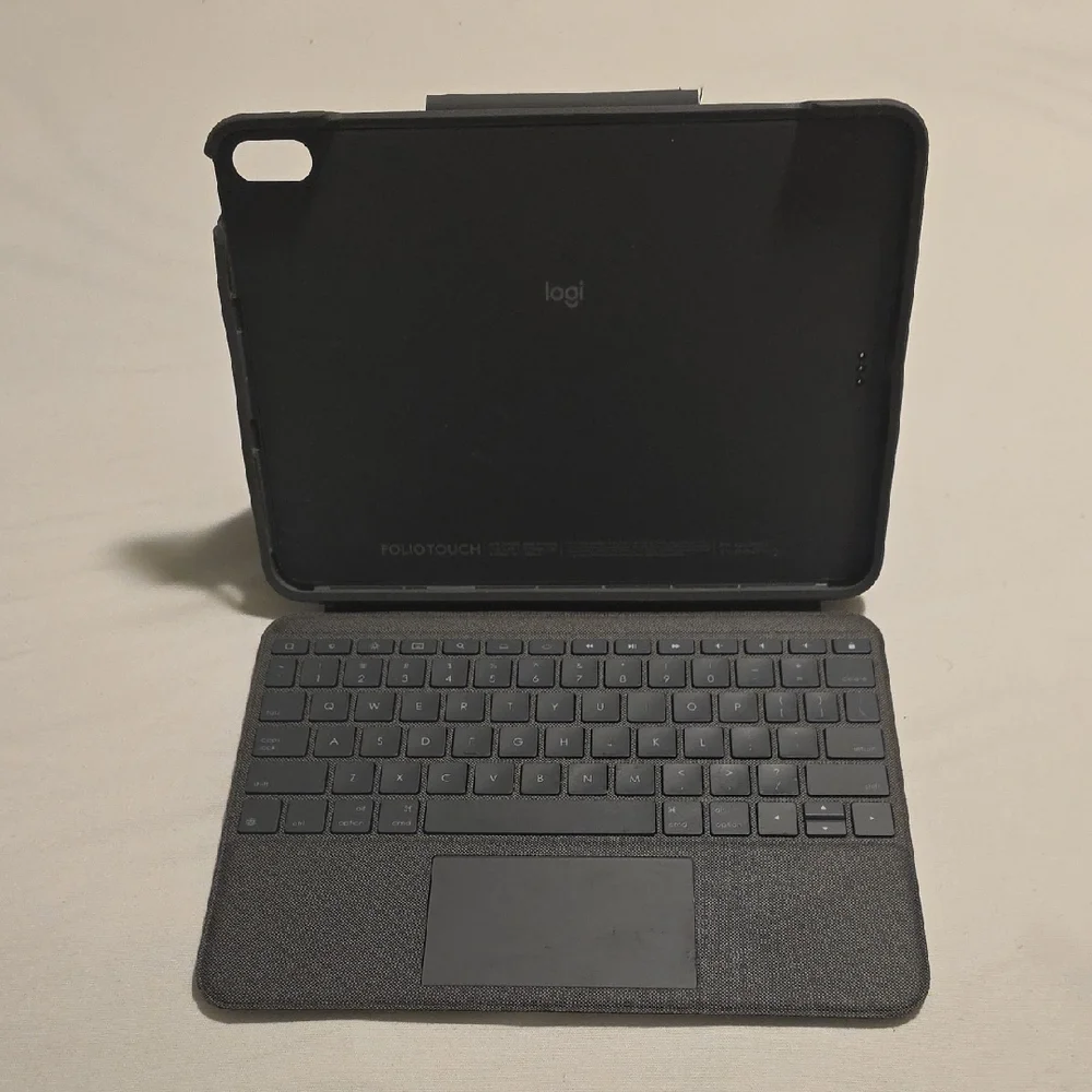 Logitech Gray Tablet Keyboard Folio